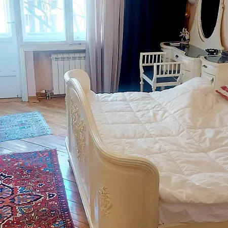 Michael's Classy Apartment Belgrade